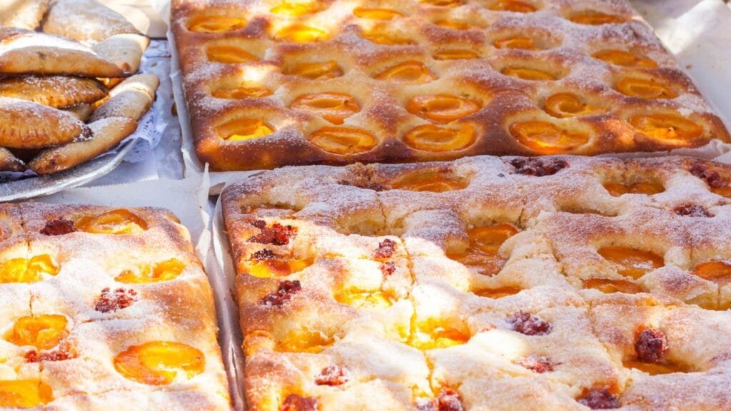 ID <a href="https://www.dreamstime.com/apricot-sponge-cakes-sale-fair-porreres-mallorca-spain-image119593233">119593233</a> | <a href="https://www.dreamstime.com/photos-images/cake-mallorca.html">Cake Mallorca</a> ©
<a href="https://www.dreamstime.com/jeannemmel_info">Jeannemmel</a> | <a href="https://www.dreamstime.com/stock-photos">Dreamstime.com</a>